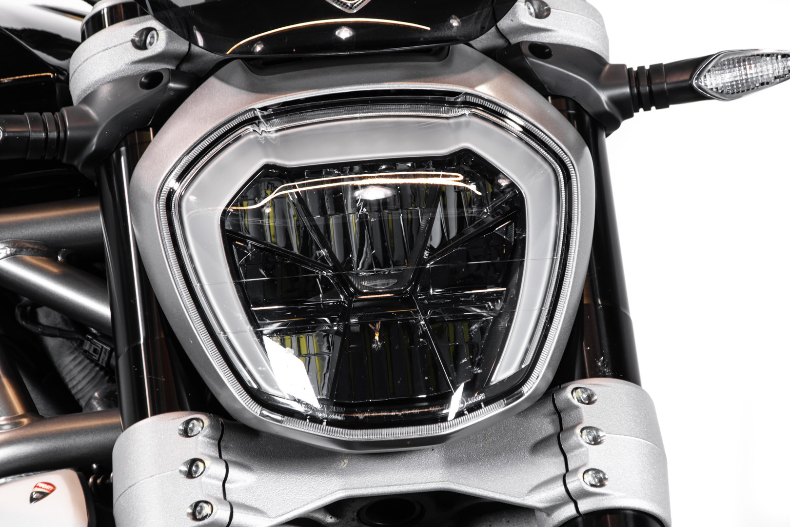 2016 Ducati X Diavel S 9