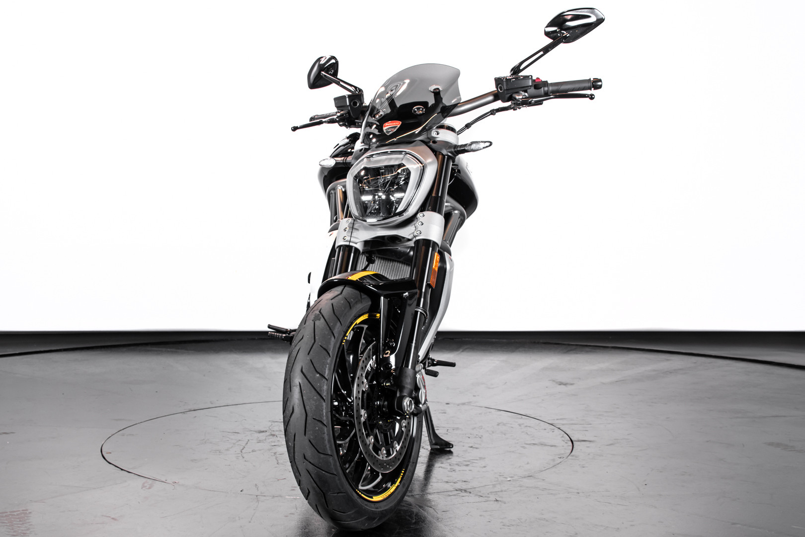 2016 Ducati X Diavel S 3