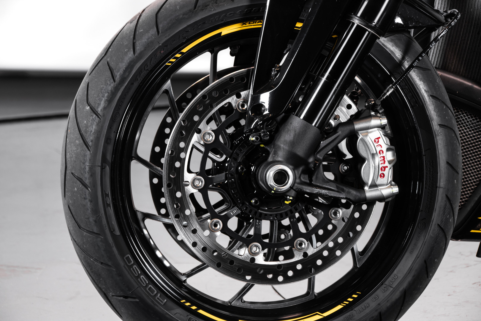 2016 Ducati X Diavel S 14