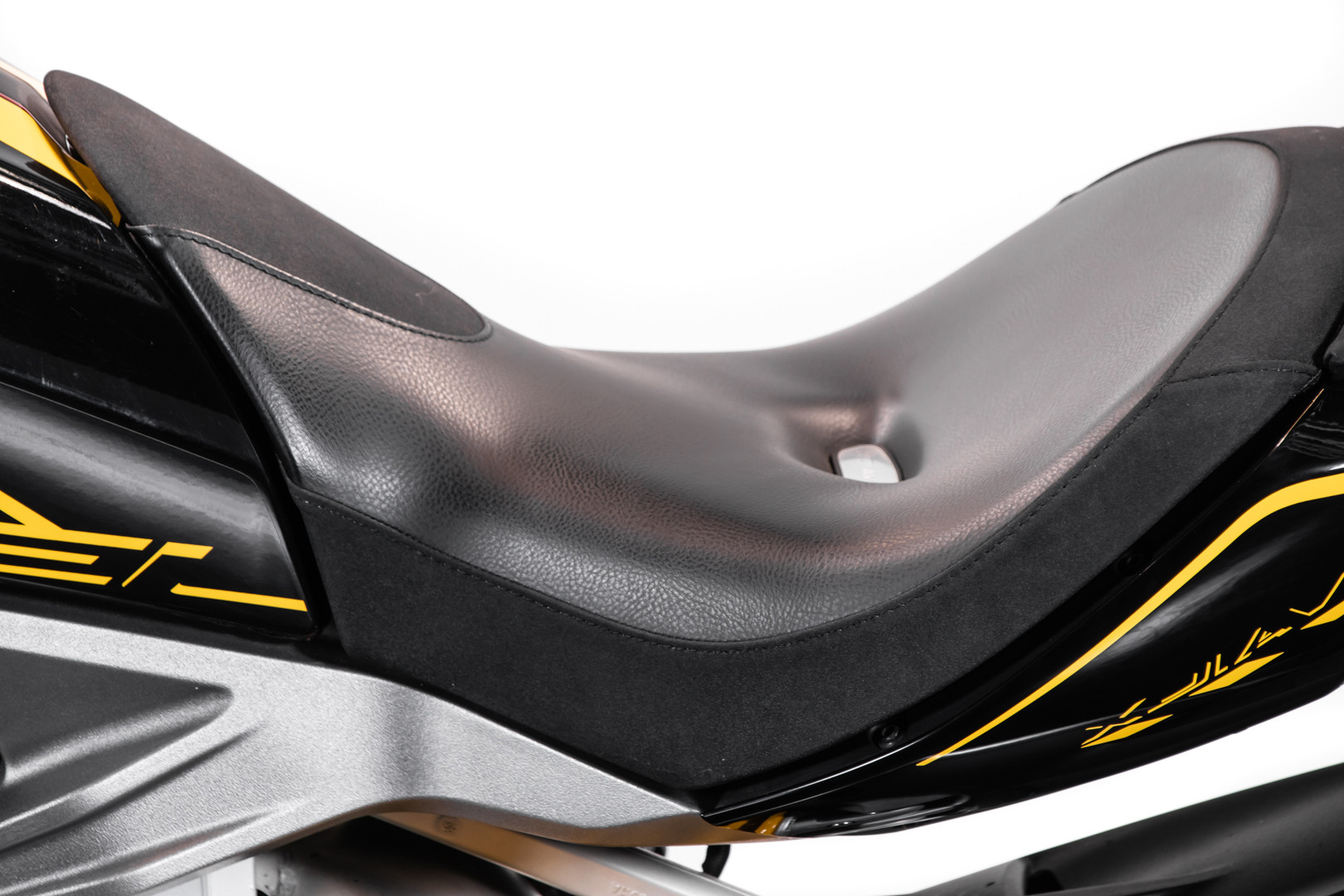 2016 Ducati X Diavel S 13