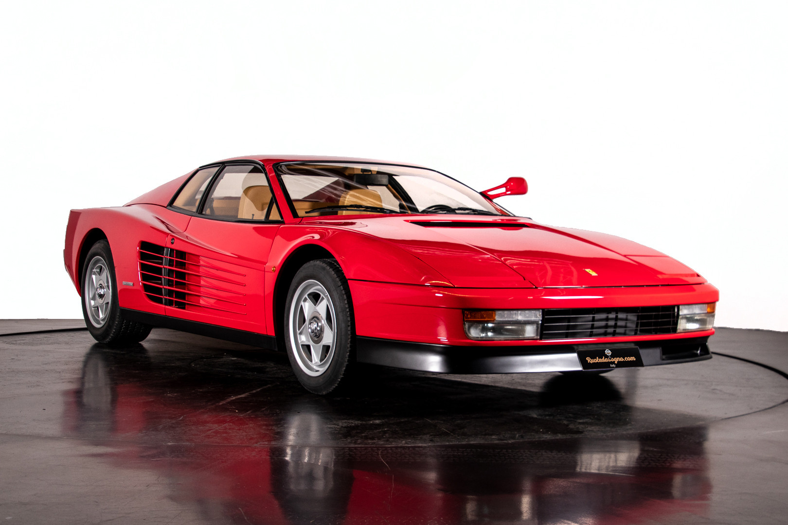 1985 Ferrari Testarossa "Monospecchio - Monodado" 7