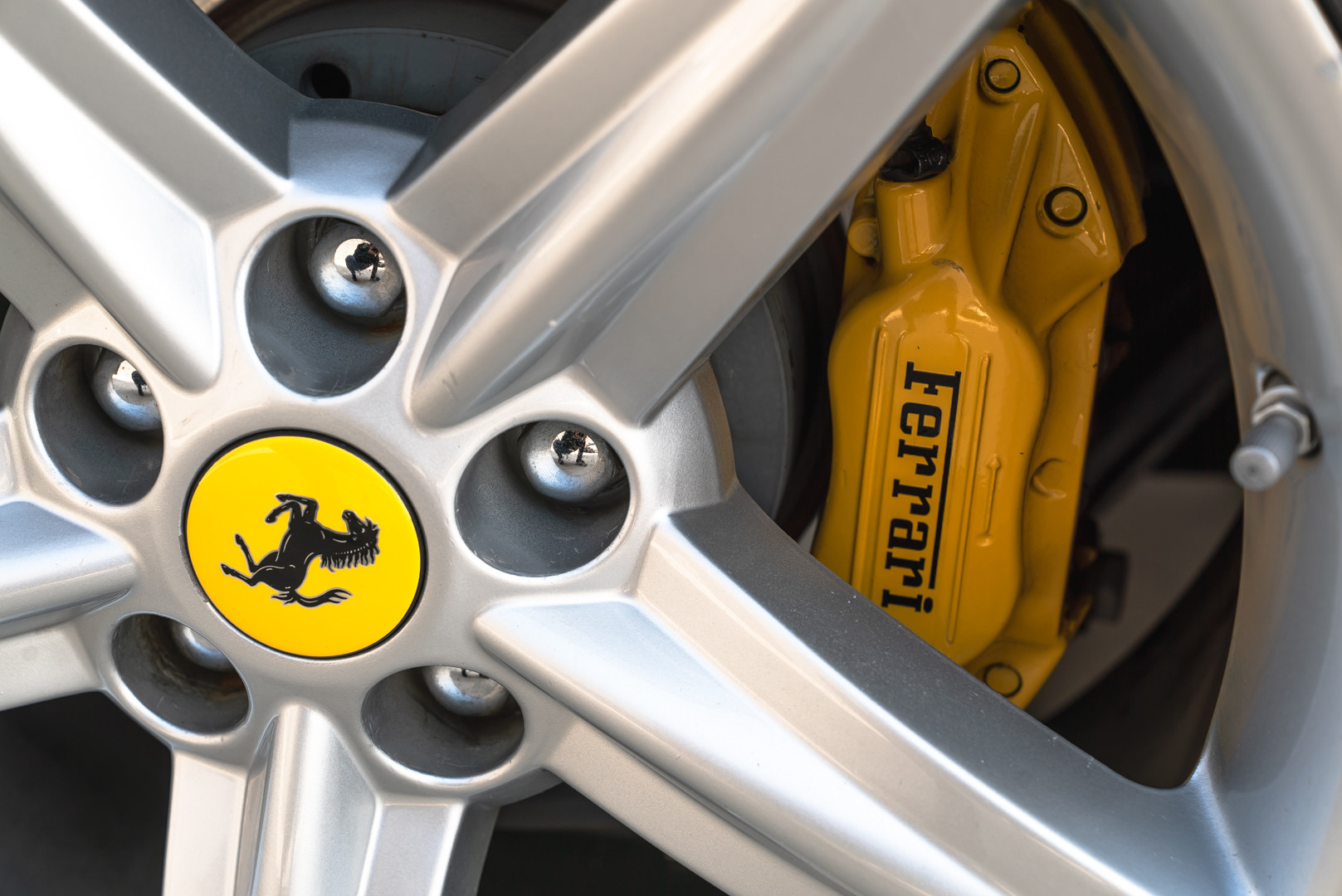 2002 Ferrari 575 Maranello F1 33