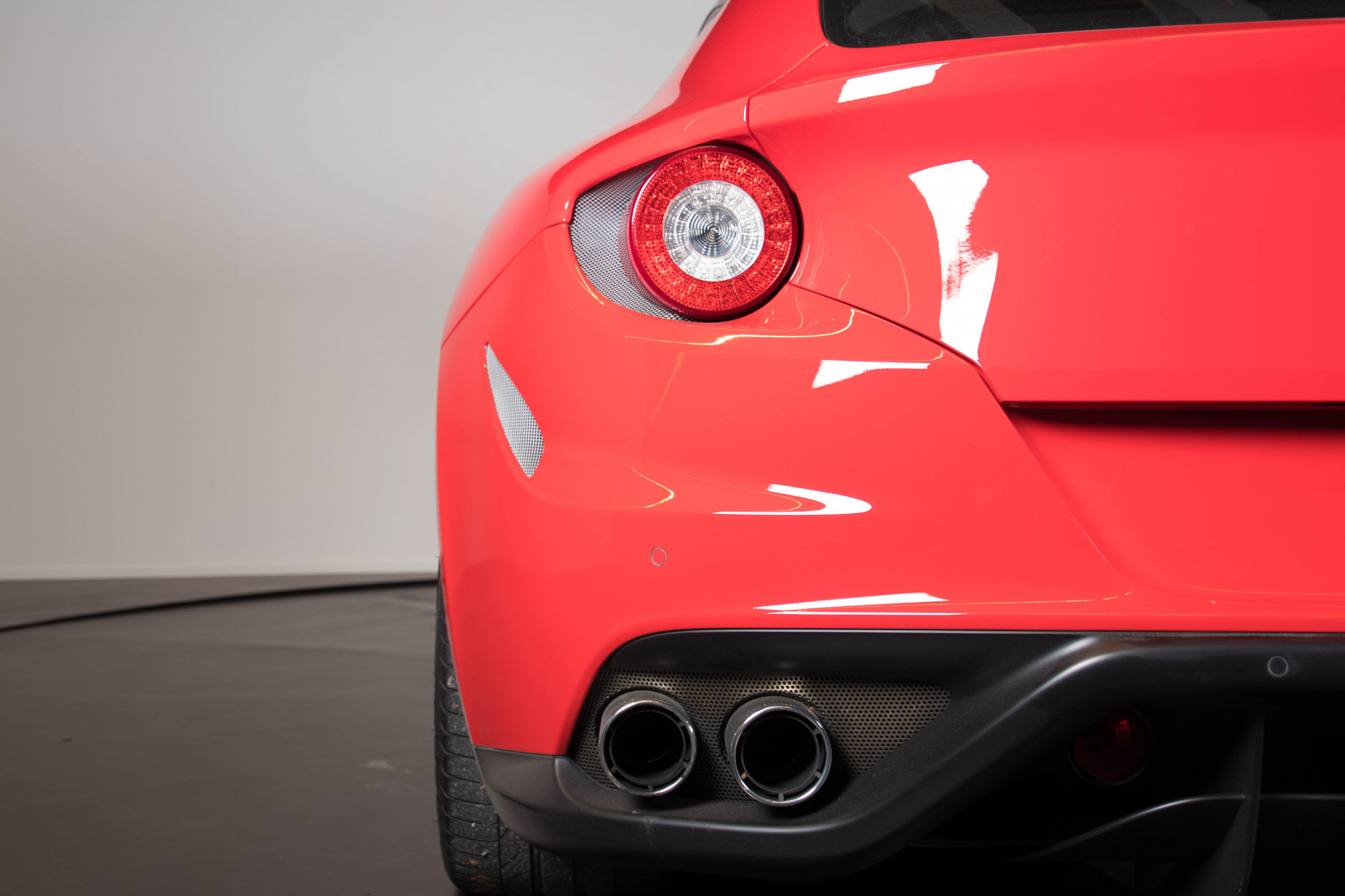 2014 Ferrari FF 38