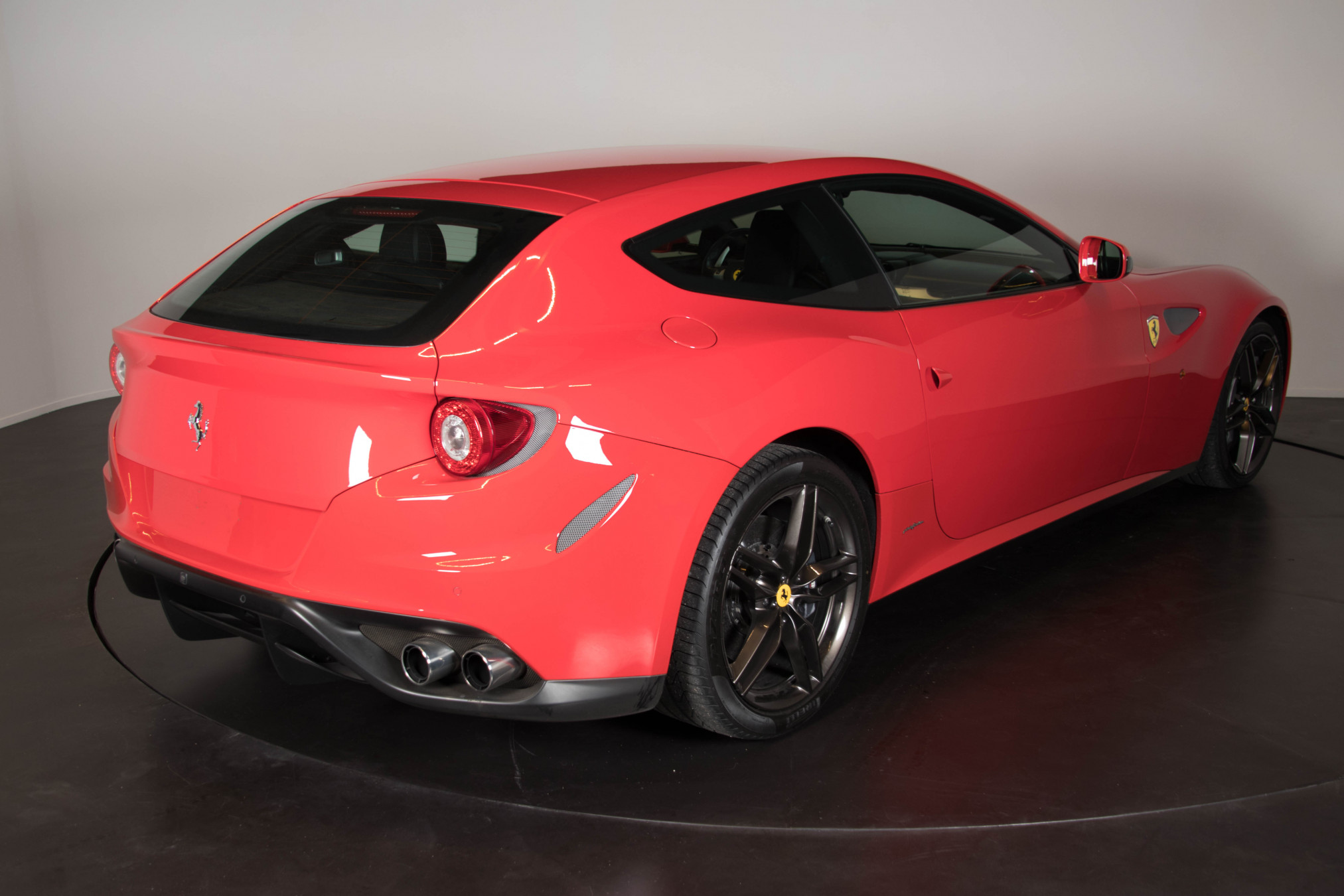 2014 Ferrari FF 8