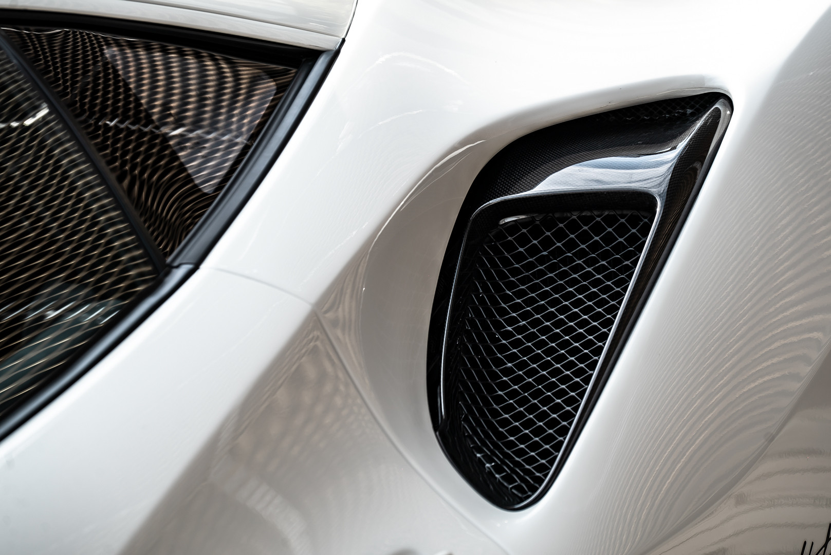 2020 Ferrari 488 Pista 33