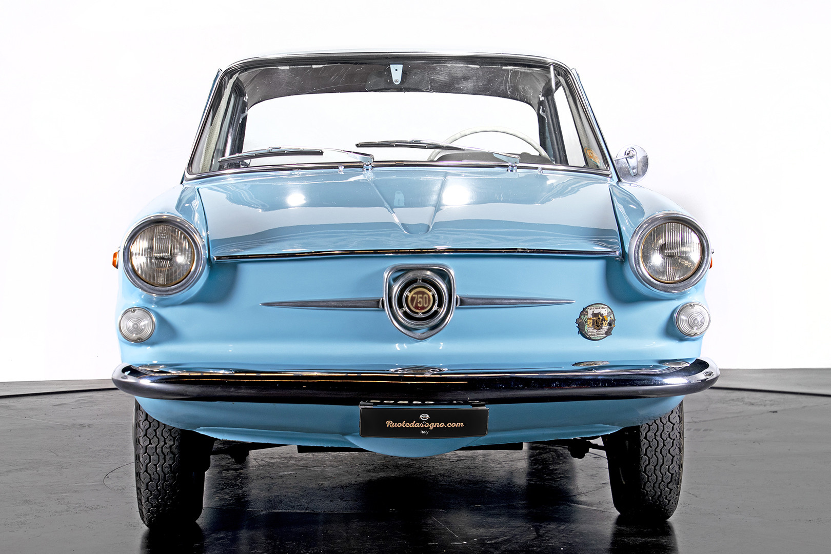 1962 FIAT 750 VIGNALE 4
