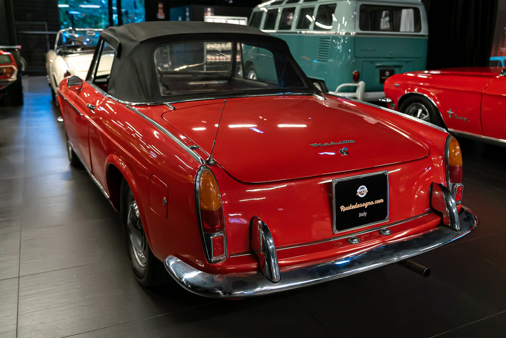 1962 FIAT 1200 Cabriolet 5