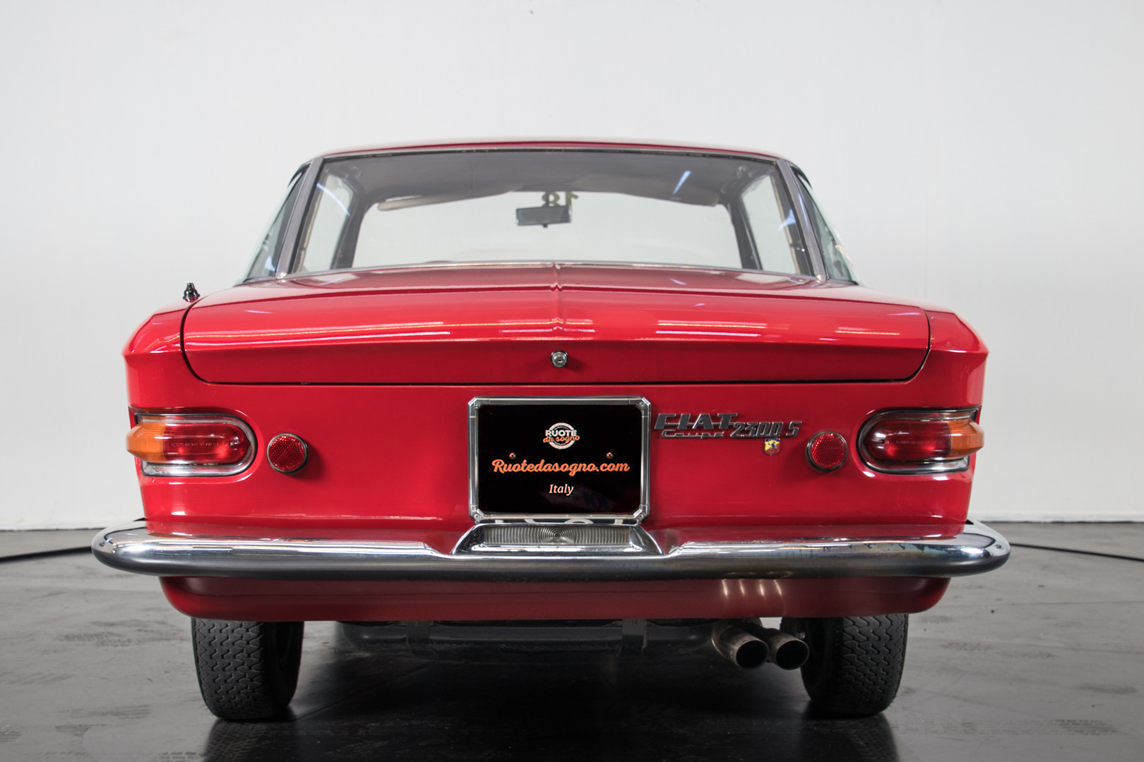 1963 Fiat 2300 S coupè 6