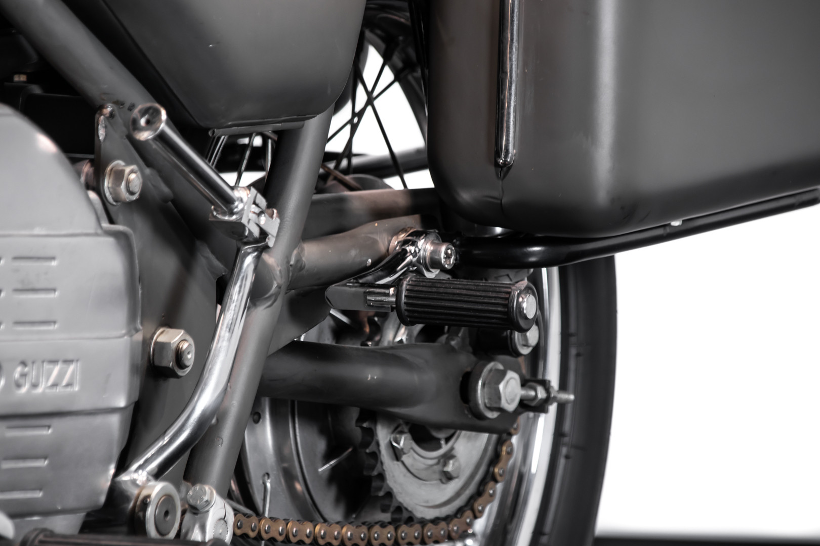 1975 Moto Guzzi Nuovo Falcone 500 10