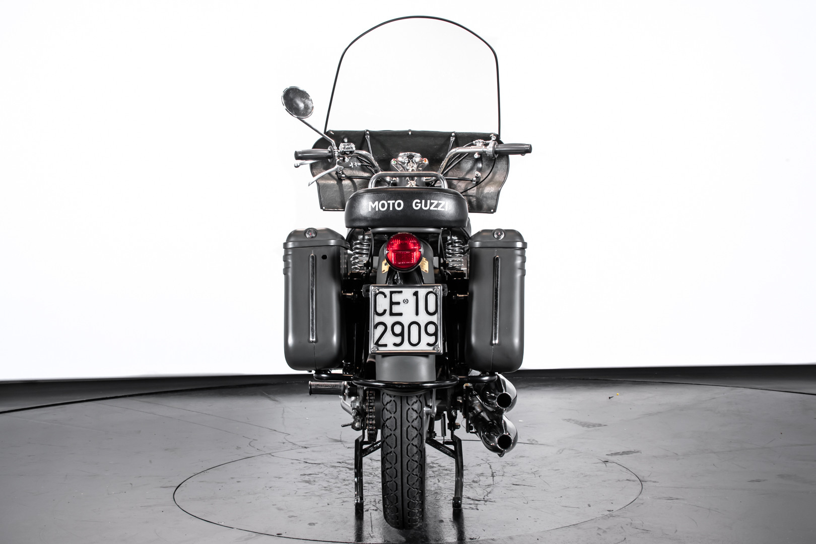 1975 Moto Guzzi Nuovo Falcone 500 3