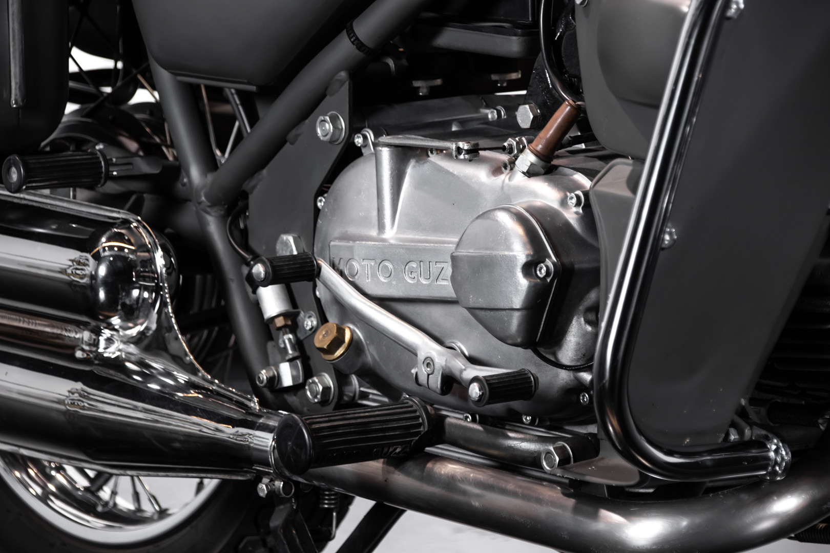 1975 Moto Guzzi Nuovo Falcone 500 23