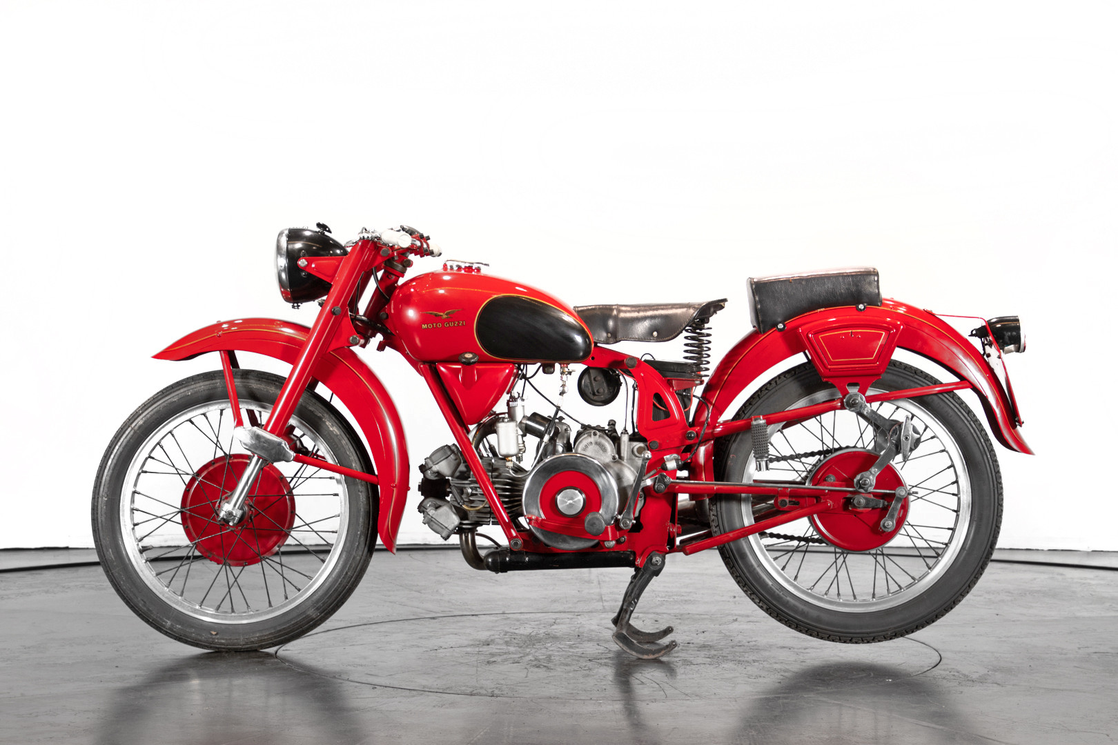 1976 Moto Guzzi Airone 250 0