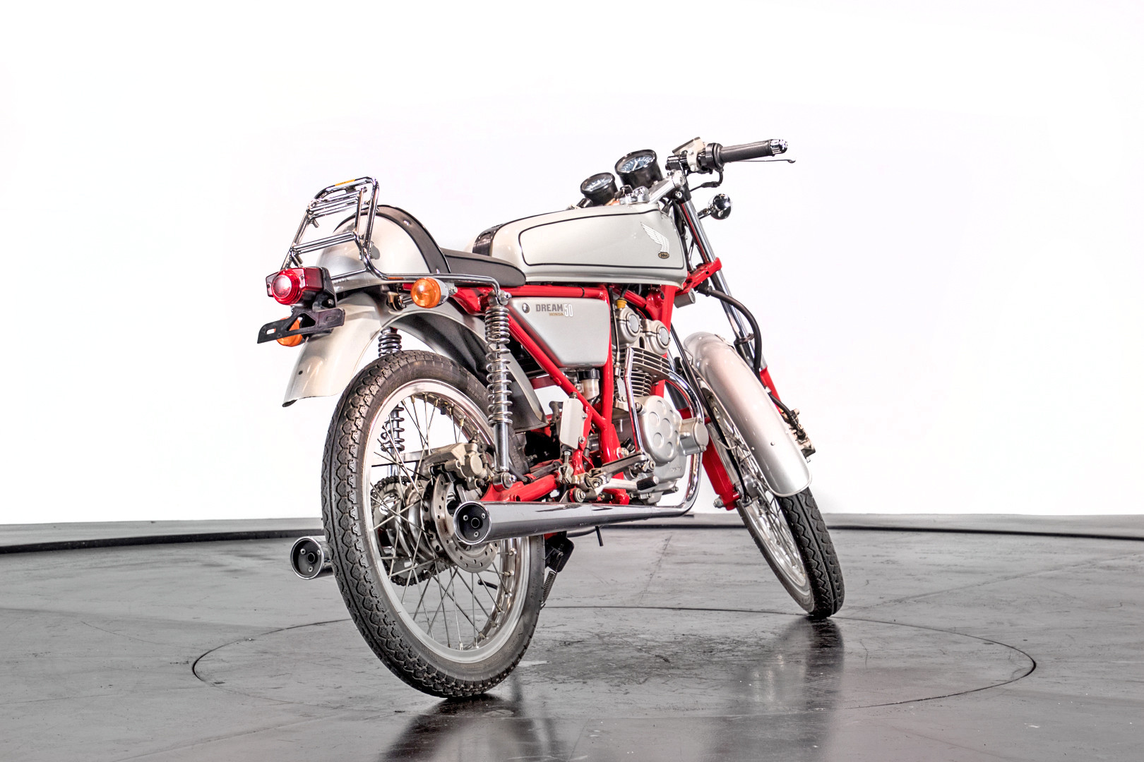1991 Honda Dream 50 - Classic motorbikes - Ruote da Sogno