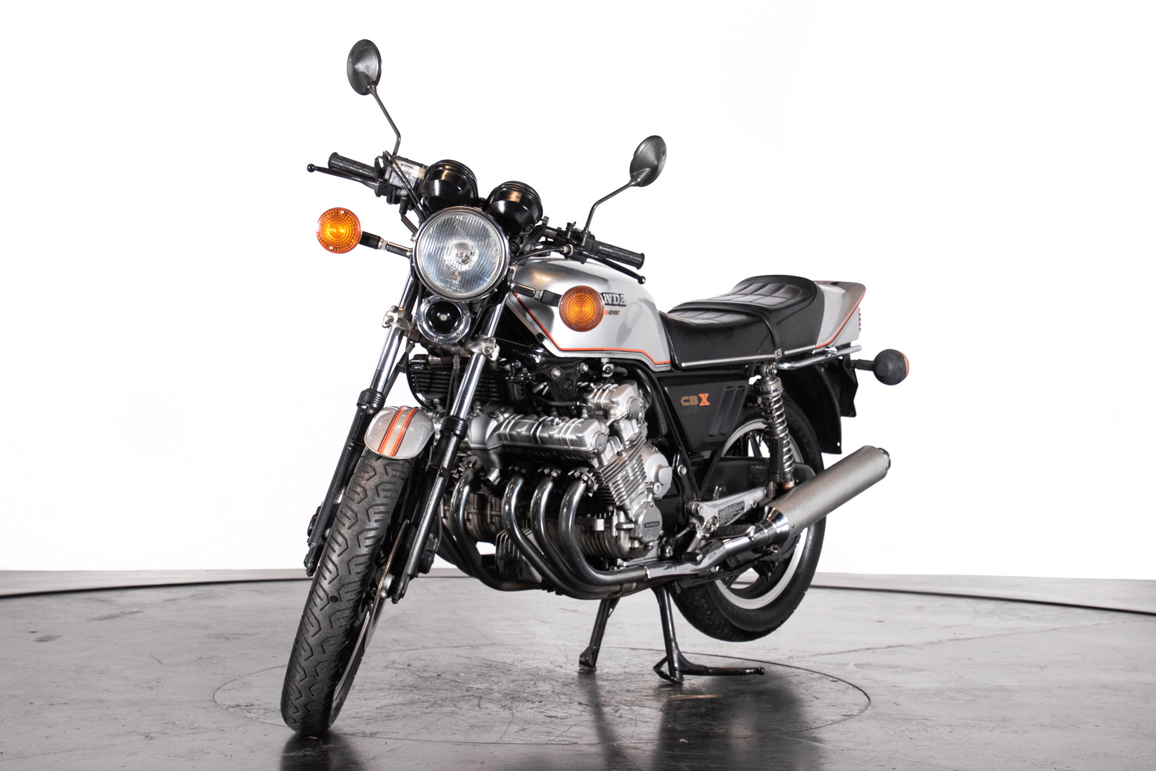 1981 HONDA CBX1000 2