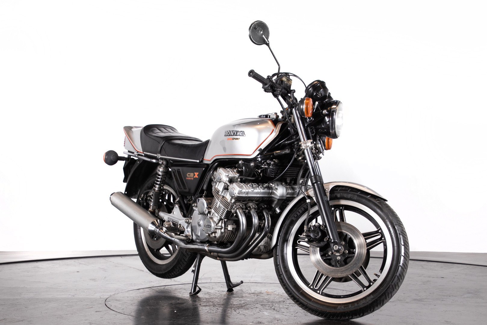 1981 HONDA CBX1000 6
