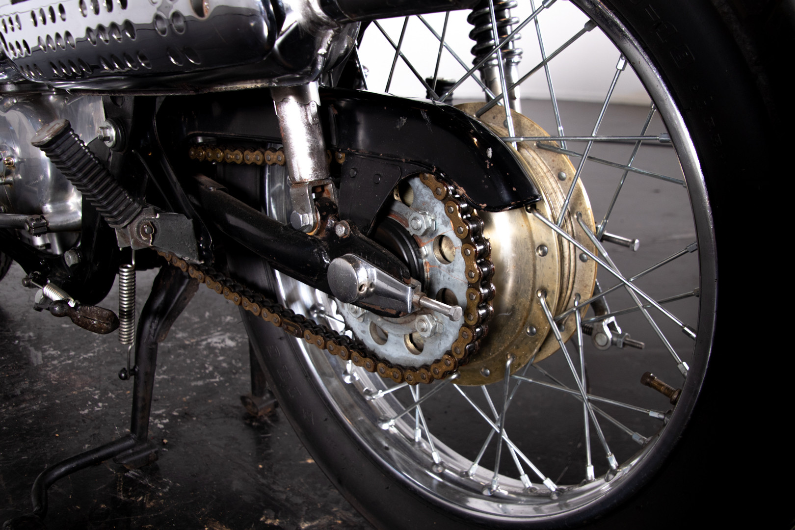 1971 Honda CB 450 Scrambler Replica 13
