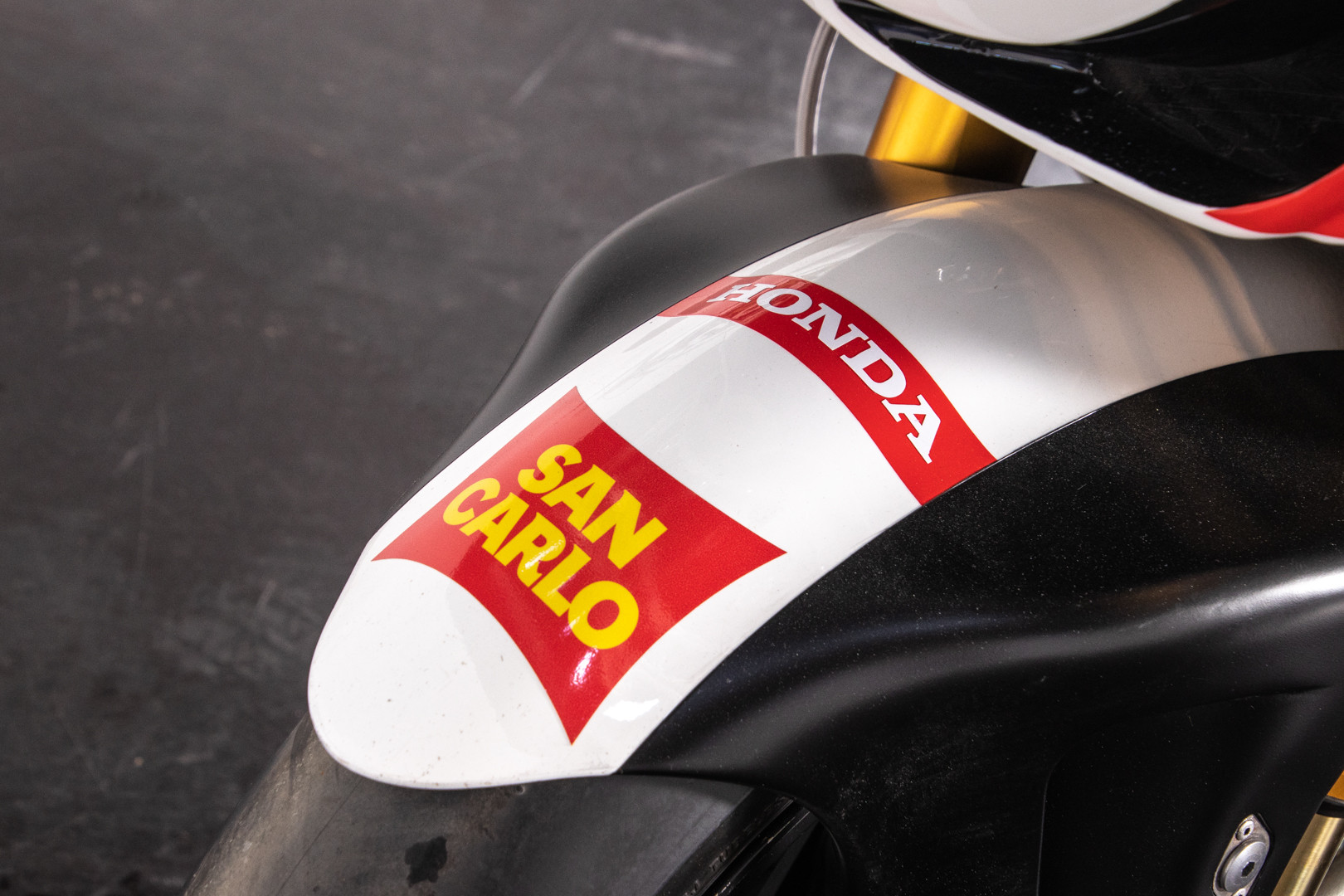 2011 Honda CBR 1000 RR Gresini Racing 19