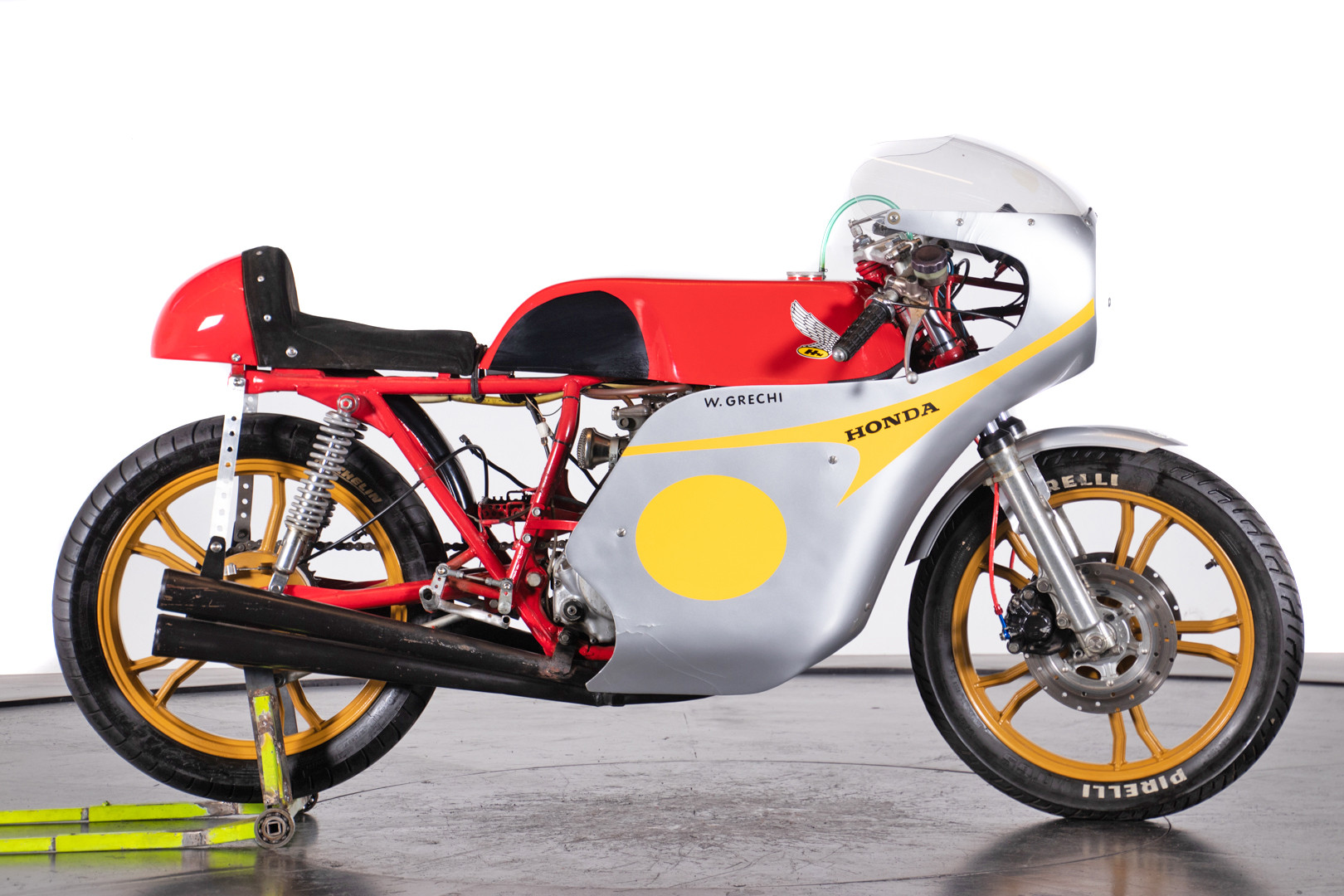 1976 HONDA FOUR 400 DA CORSA 2