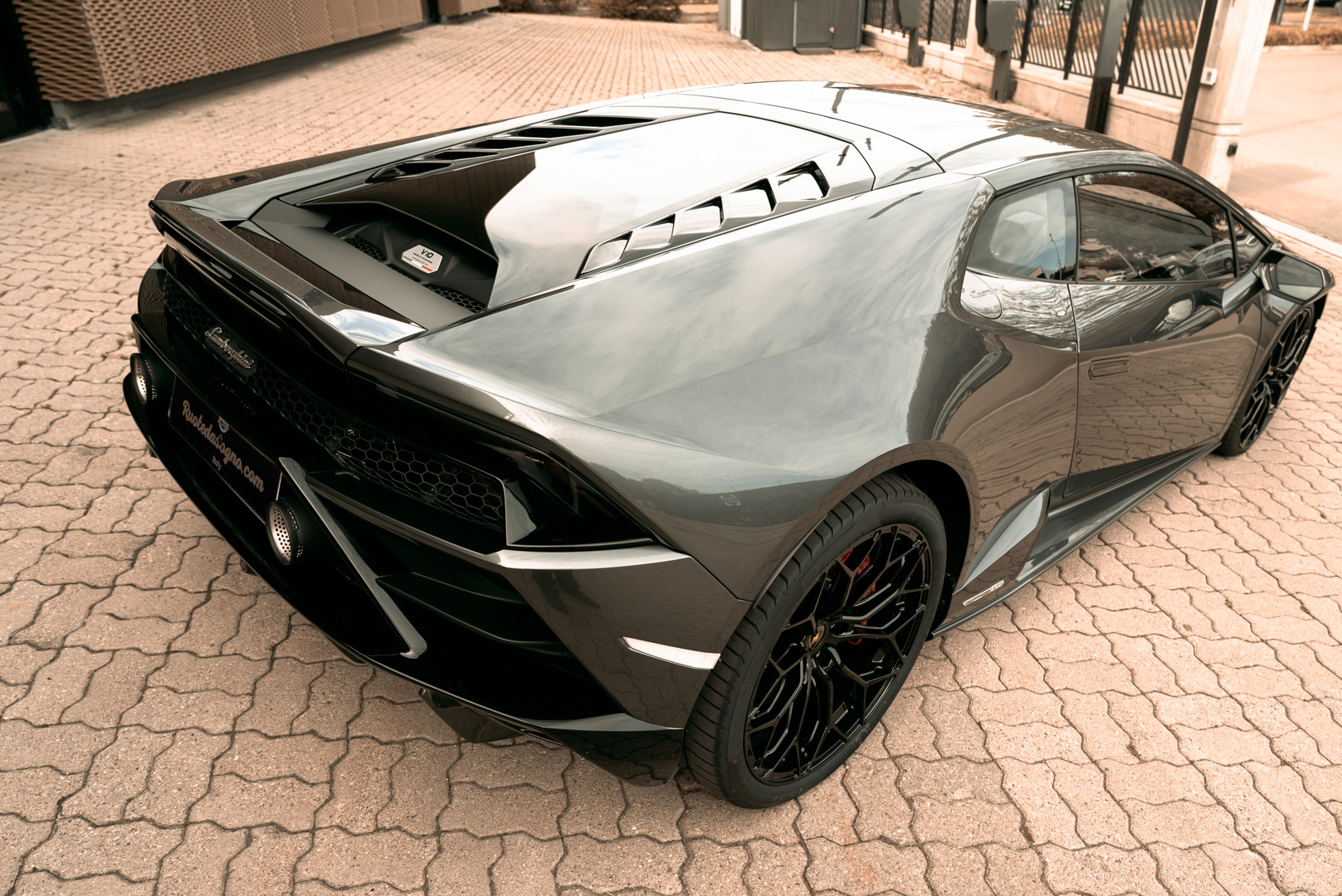 2021 Lamborghini Huracan EVO 6