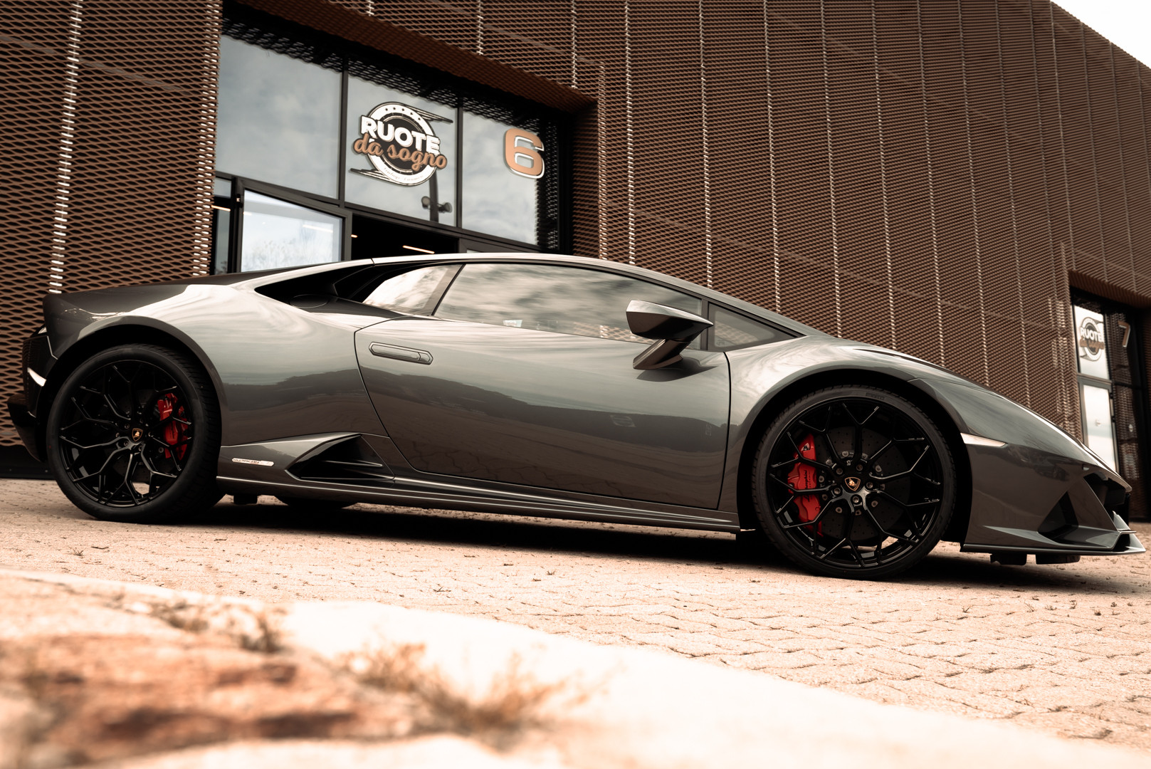 2021 Lamborghini Huracan EVO 9
