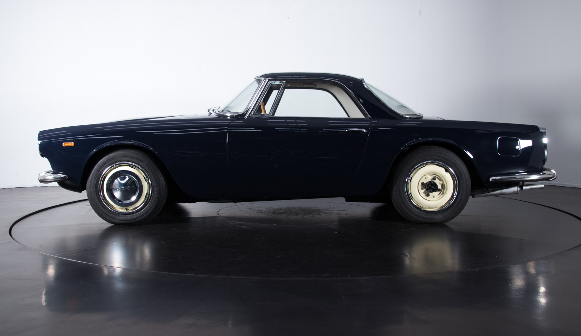 1963 Lancia Flaminia GT 2.5 Touring 3C 2