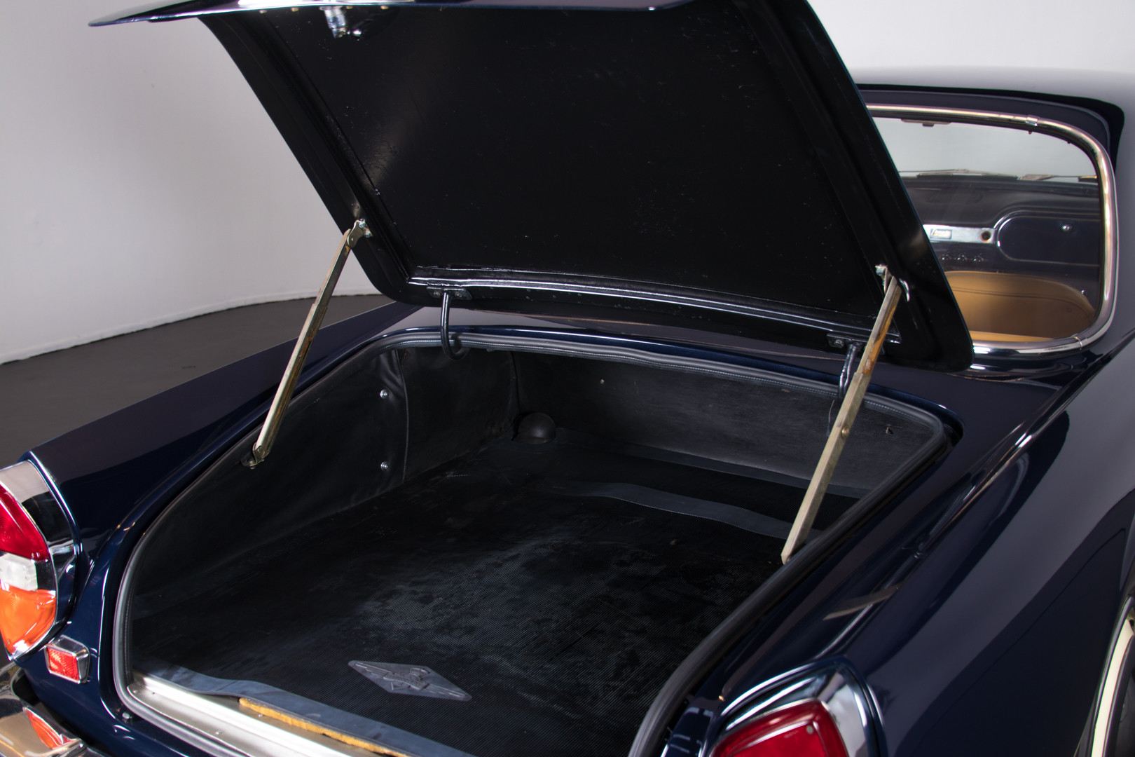 1963 Lancia Flaminia GT 2.5 Touring 3C 32