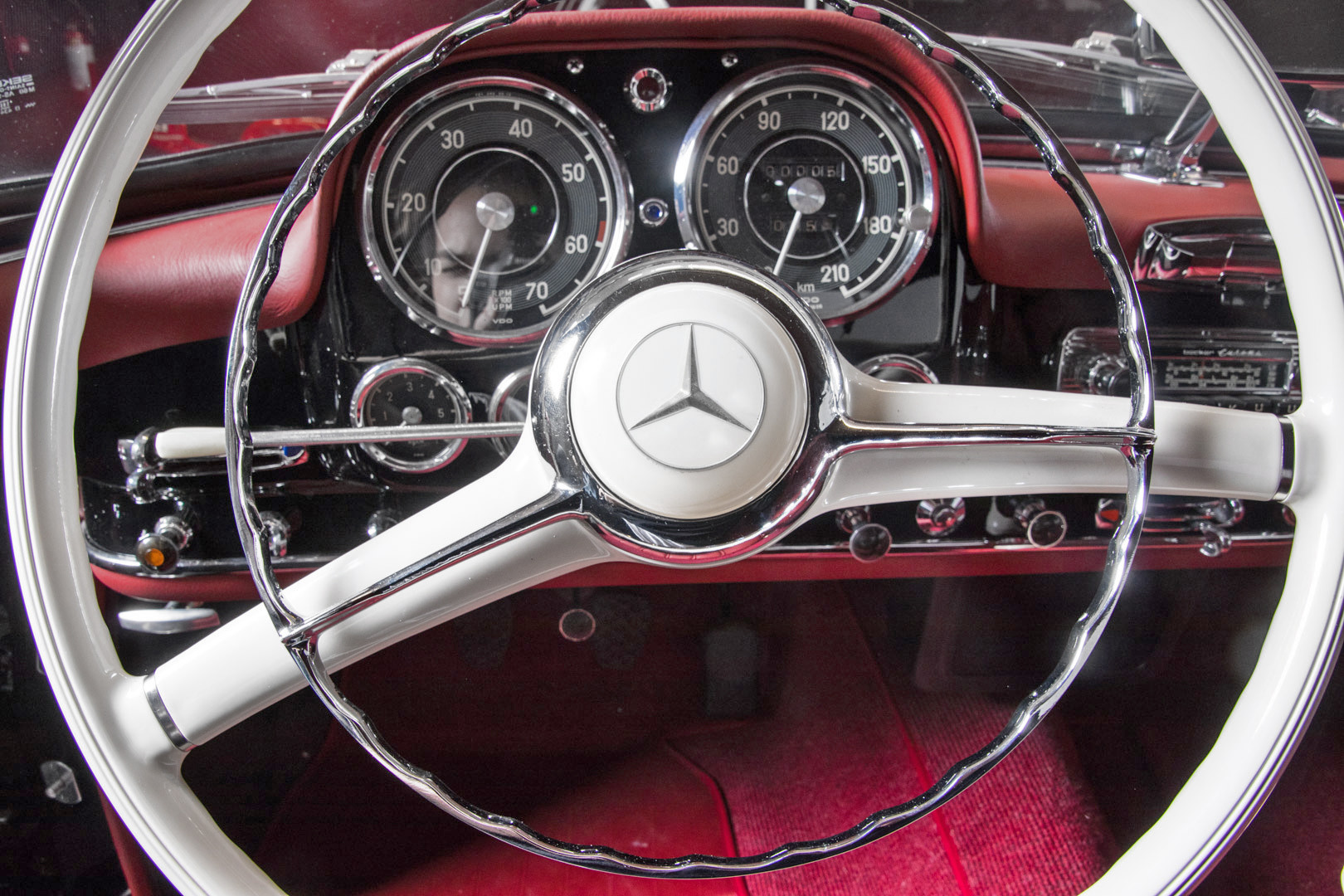 1961 Mercedes-Benz 190 SL 33