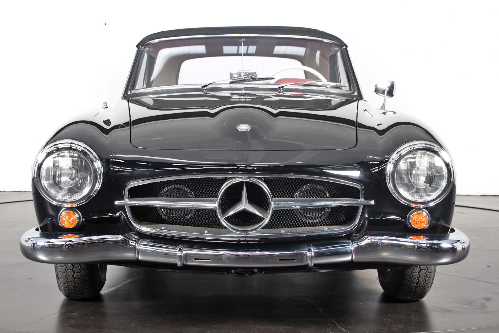 1961 Mercedes-Benz 190 SL 2