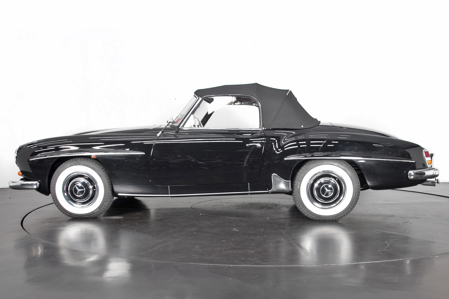 1961 Mercedes-Benz 190 SL 14