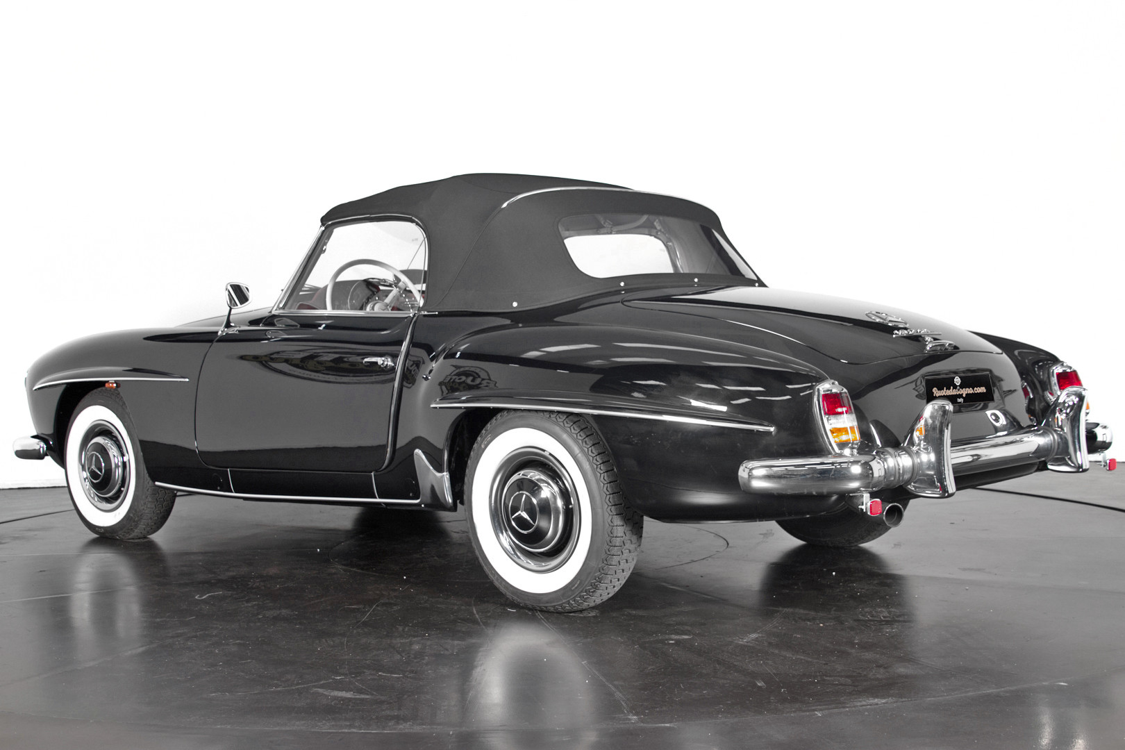 1961 Mercedes-Benz 190 SL 12