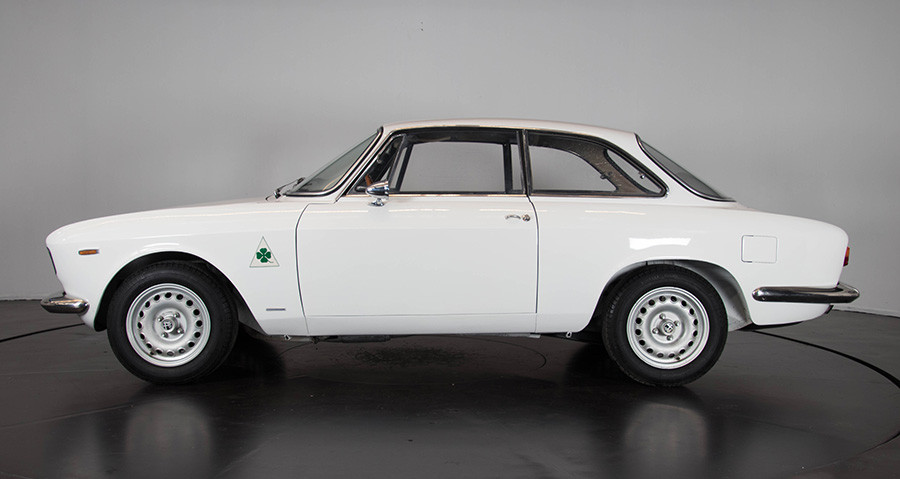 1967 Alfa Romeo GTA 1600 Stradale 11