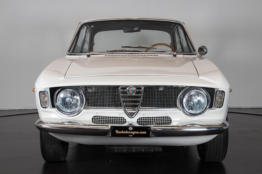 1967 Alfa Romeo GTA 1600 Stradale 1