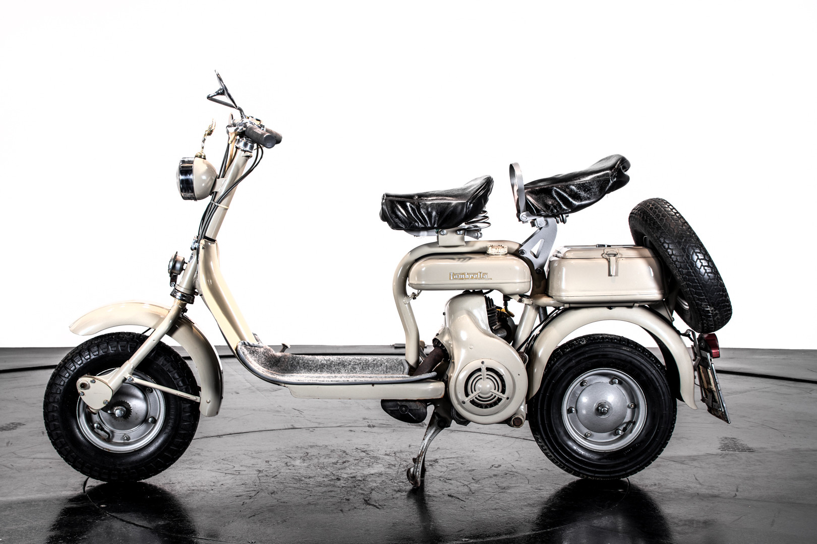 1955 Innocenti Lambretta 150 D 0