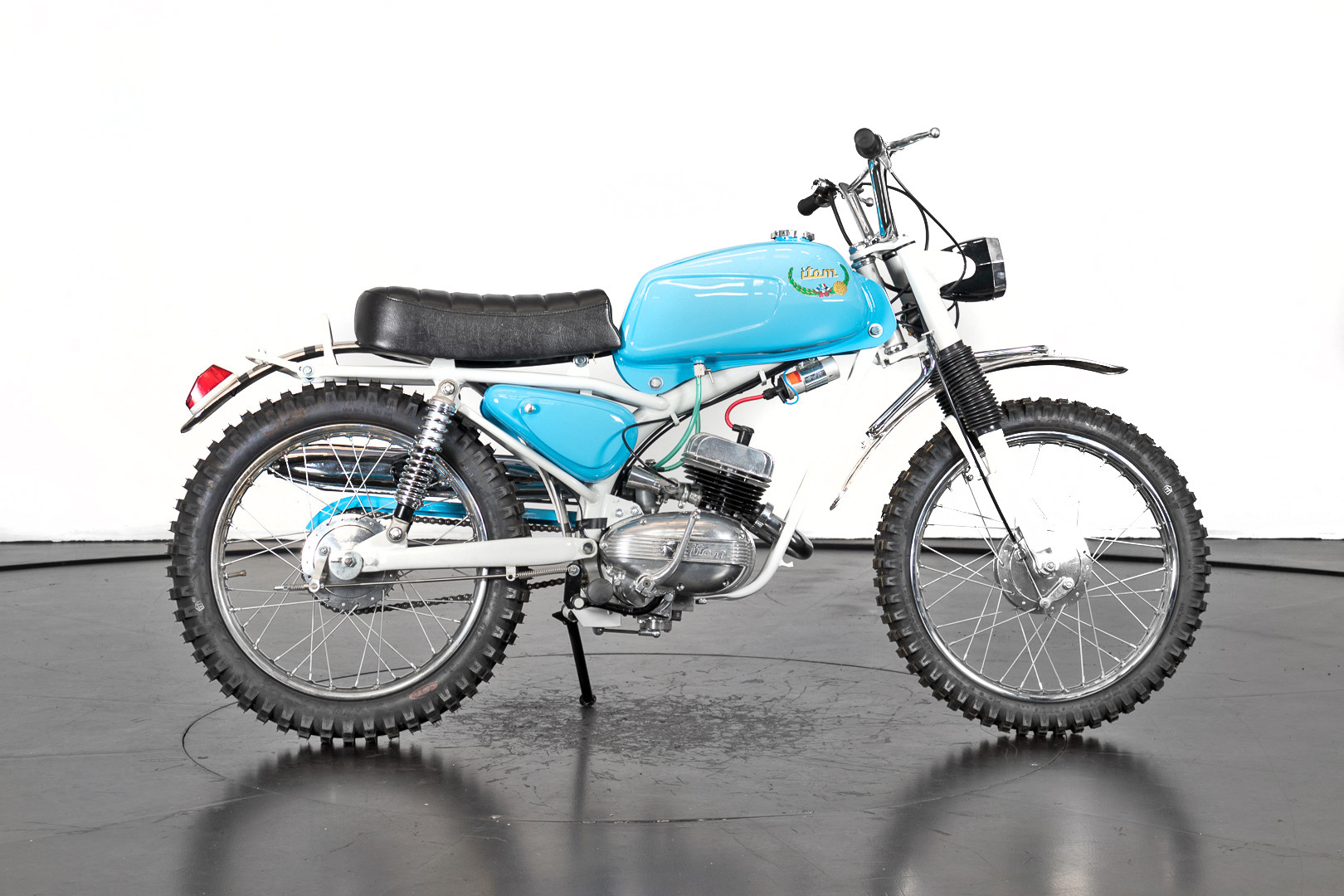 1968 ITOM ASTOR CROSS 5