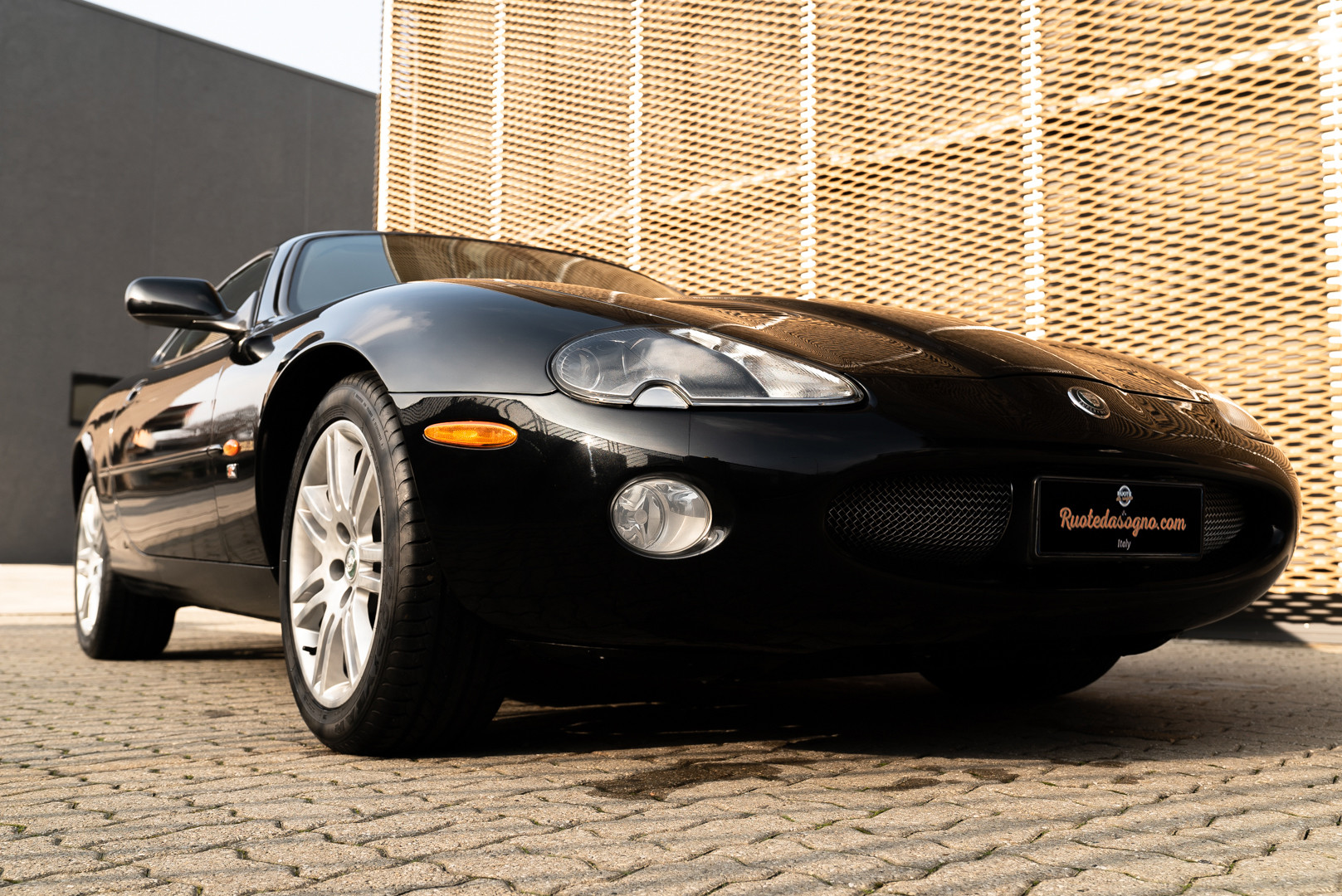 2002 Jaguar 4.2 XKR Coupé 9