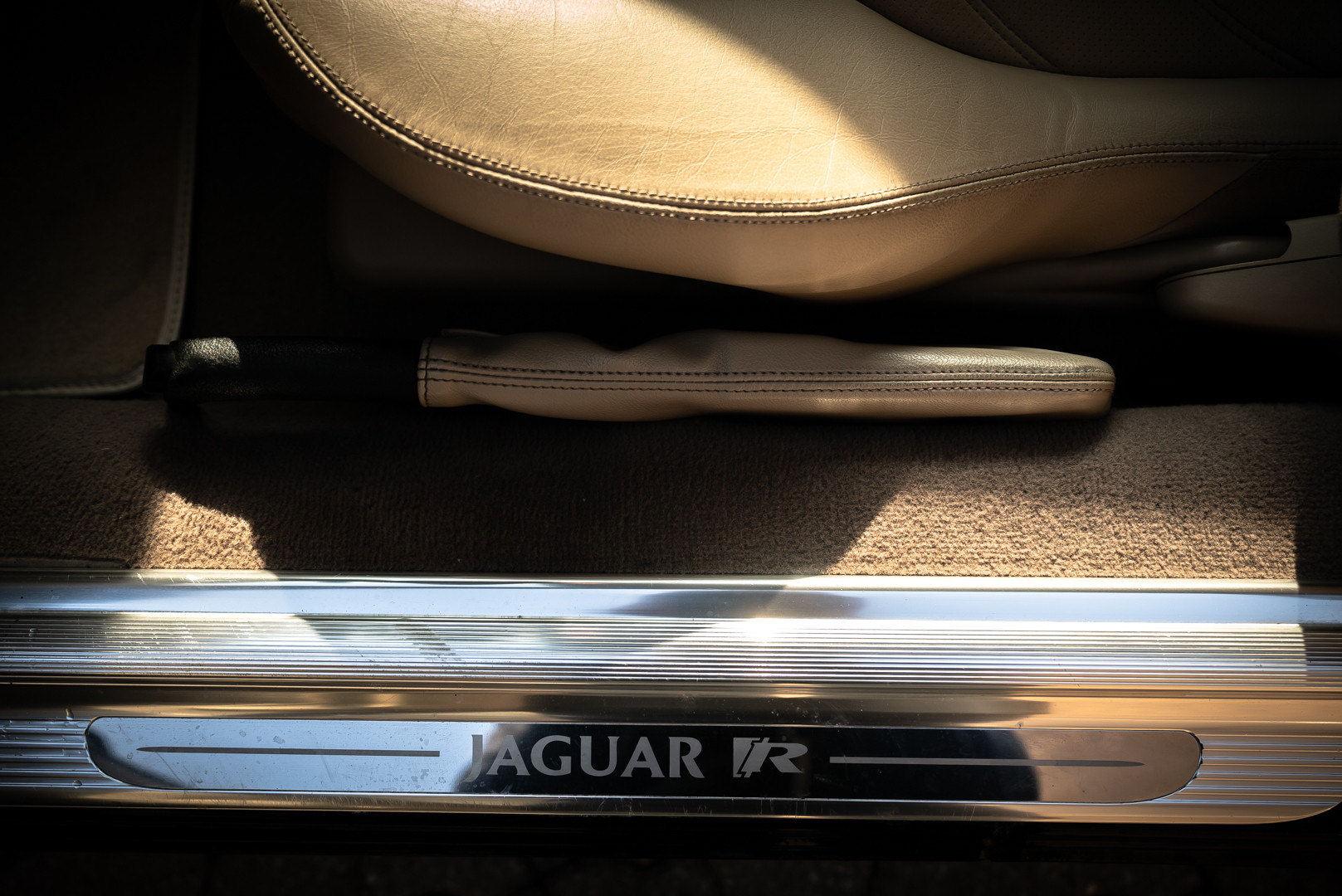2002 Jaguar 4.2 XKR Coupé 31