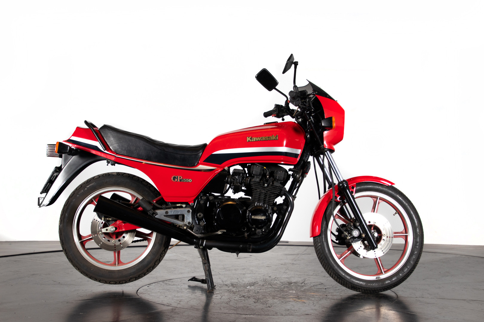 1983 Kawasaki KZ 550 0