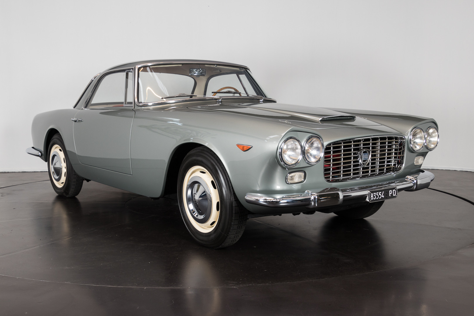 1961 Lancia Flaminia GT 2.5 Touring 3