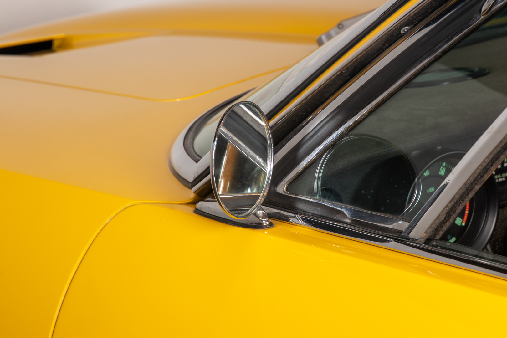 Maserati Ghibli Spider 7