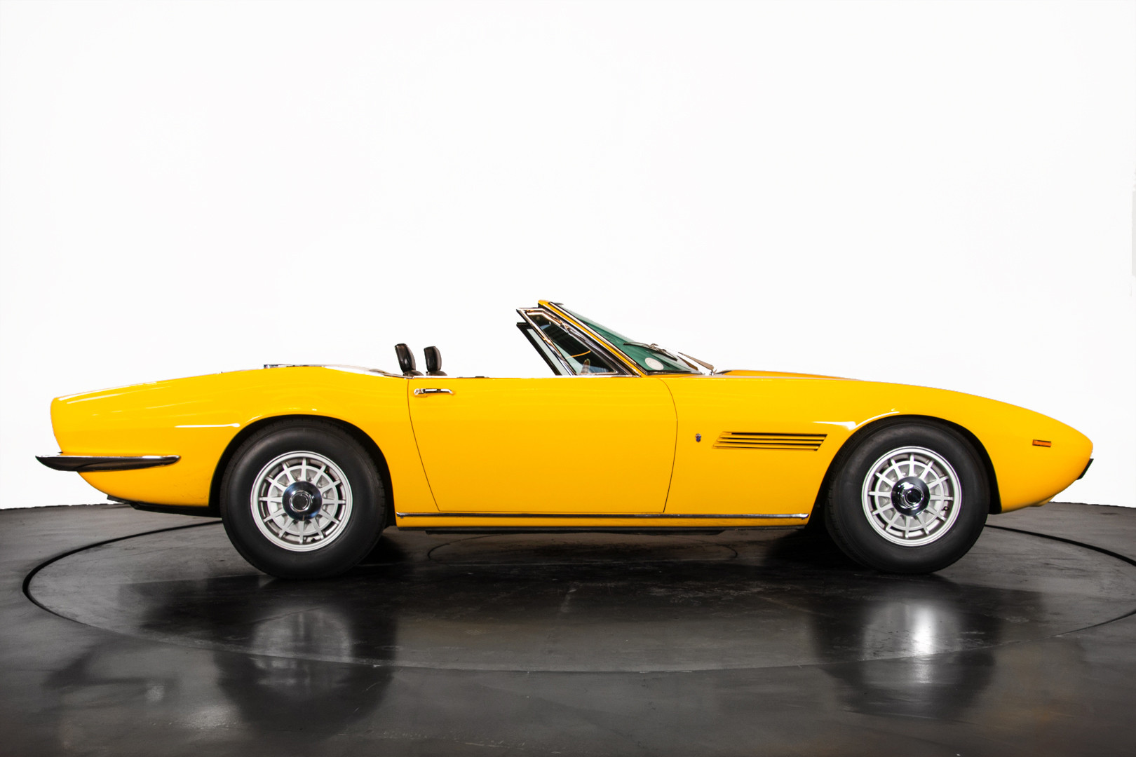 Maserati Ghibli Spider 3