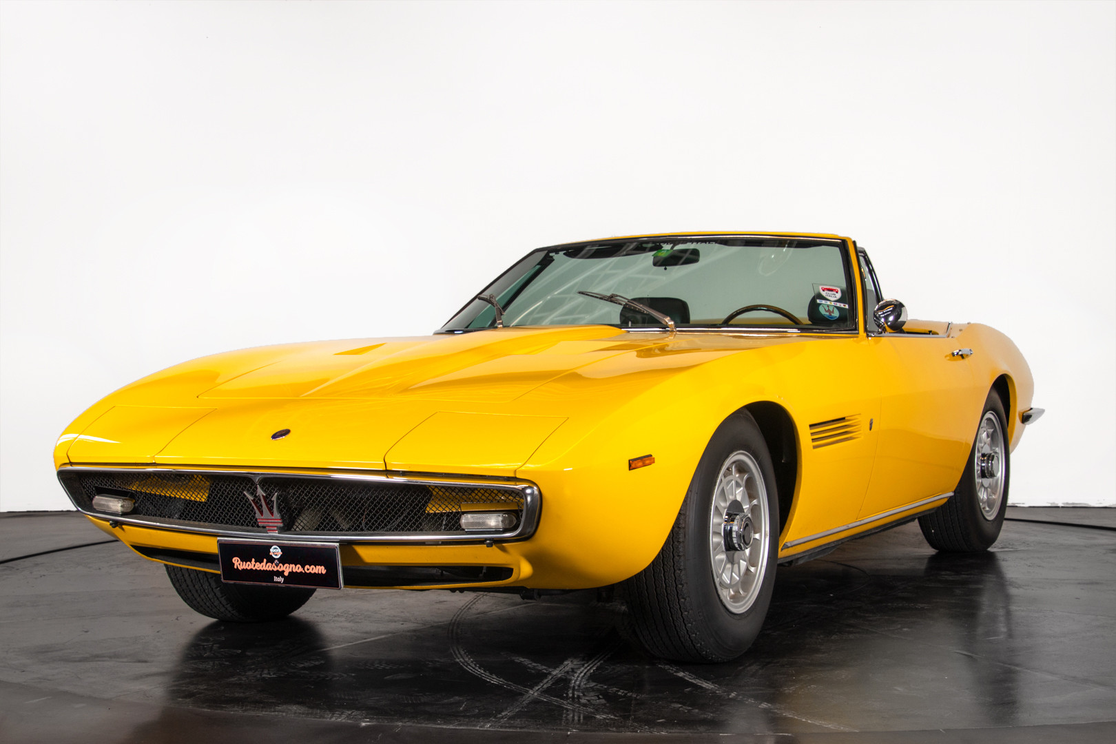Maserati Ghibli Spider 0