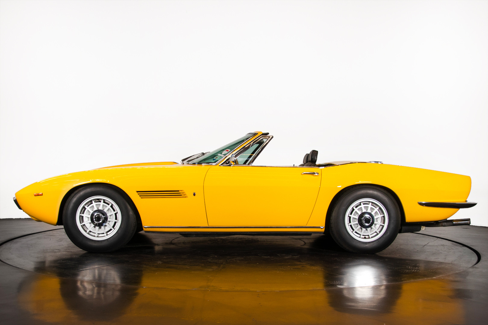 Maserati Ghibli Spider 5