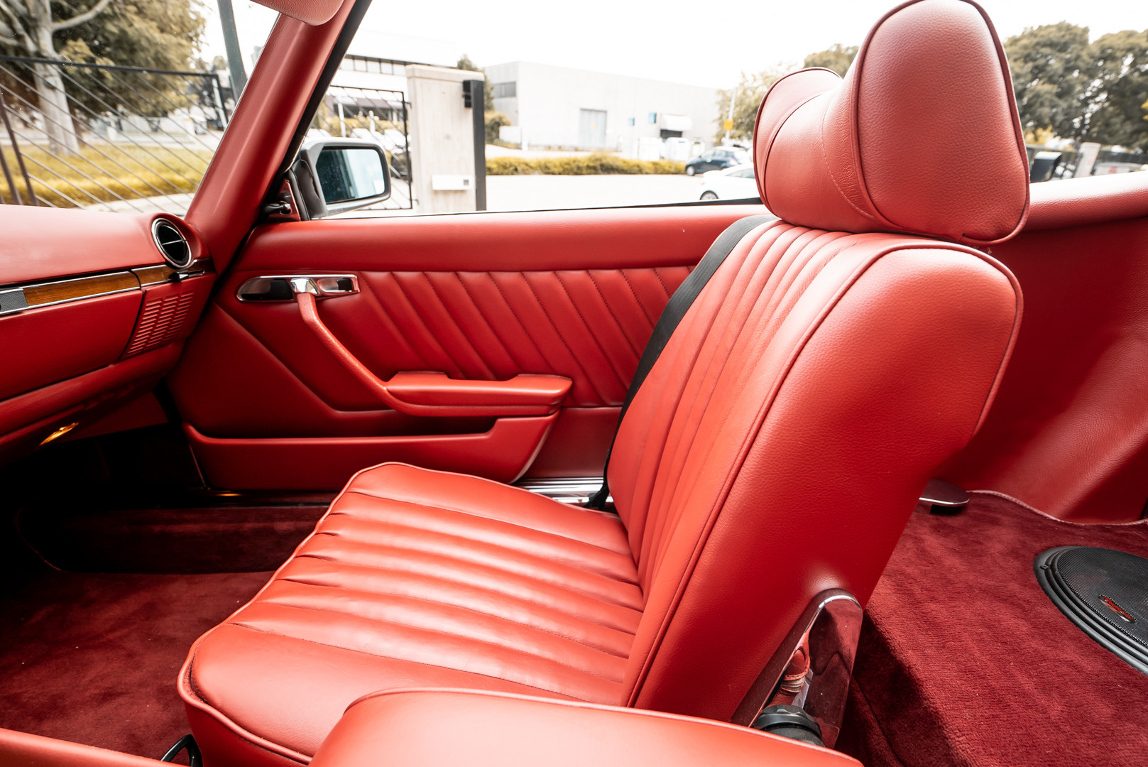 1977 Mercedes-Benz SL 450 27