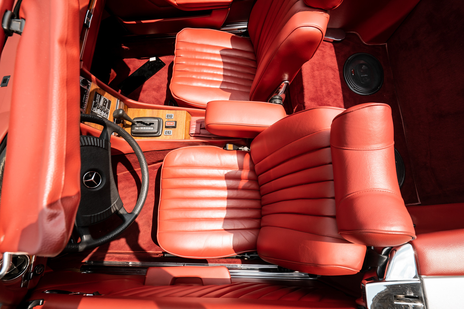 1977 Mercedes-Benz SL 450 16