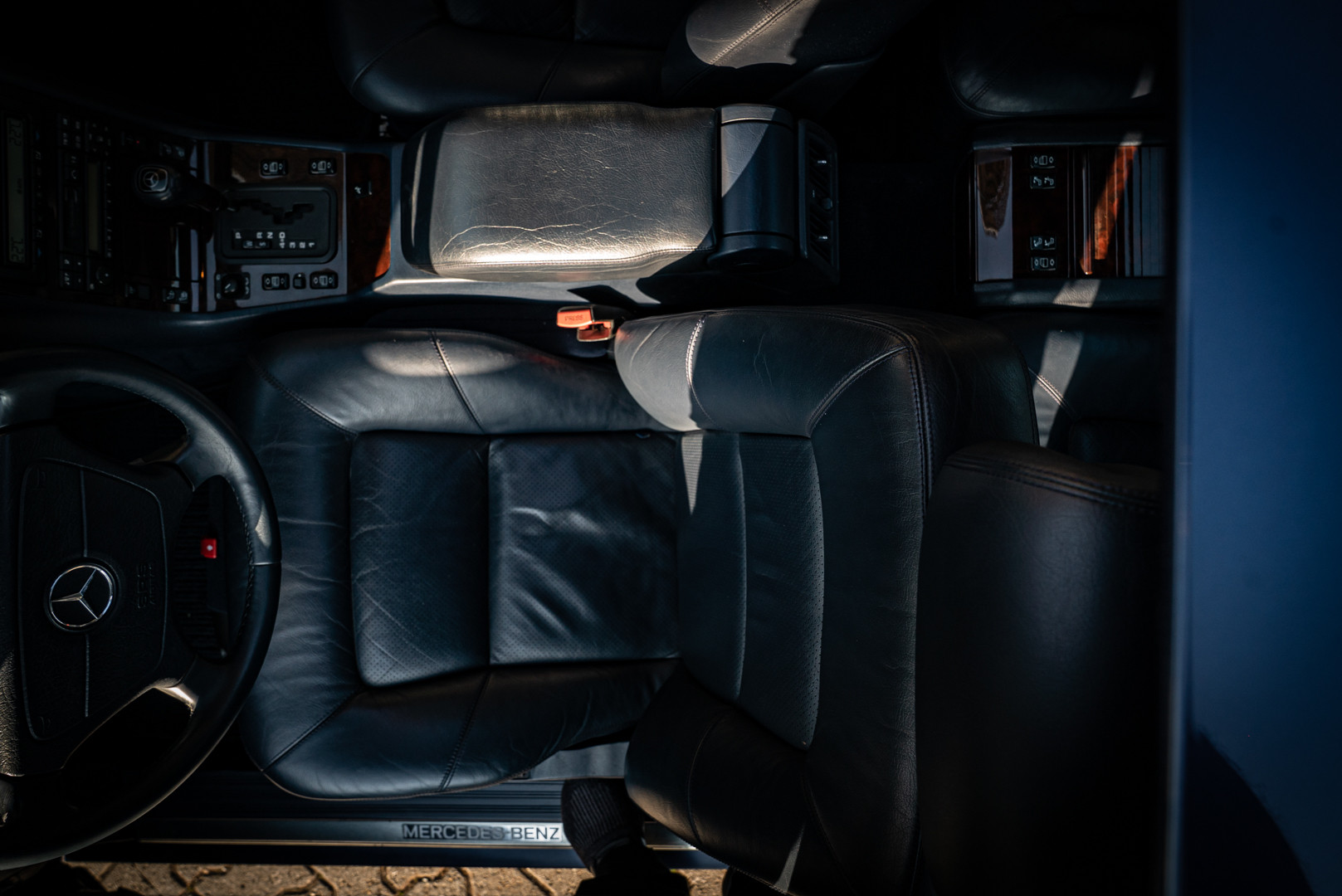 1995 Mercedes-Benz S500 36