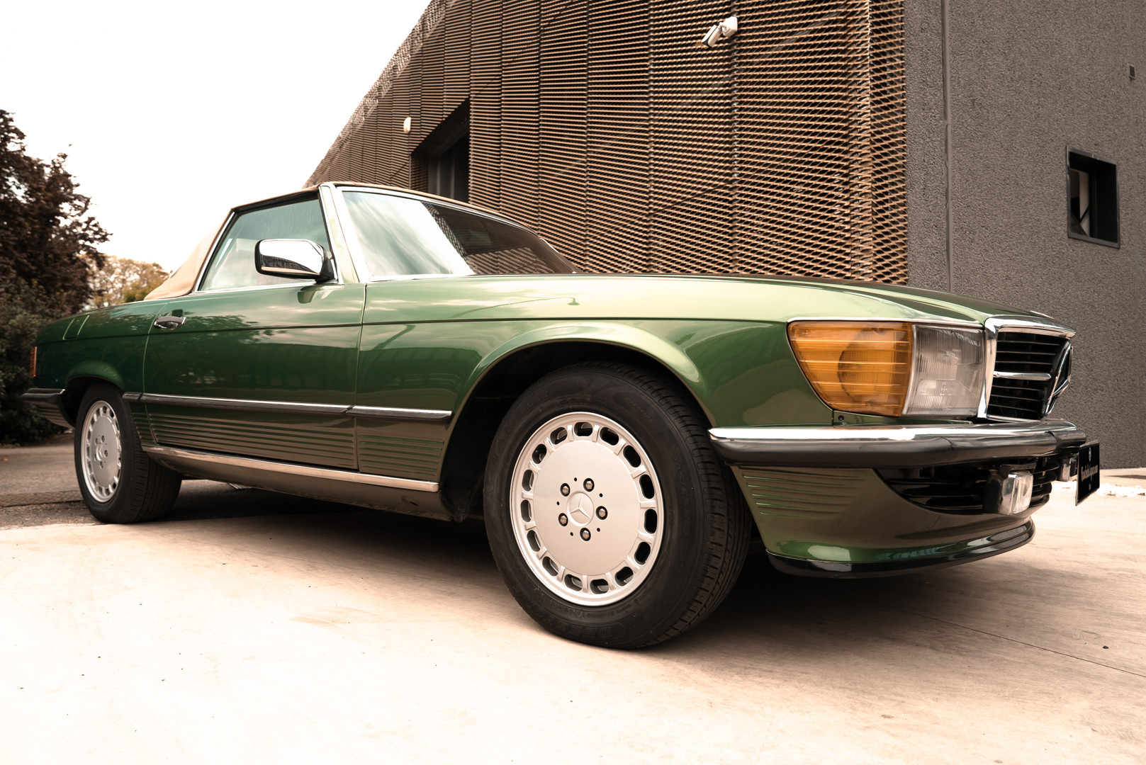 1986 Mercedes-Benz SL 300 6