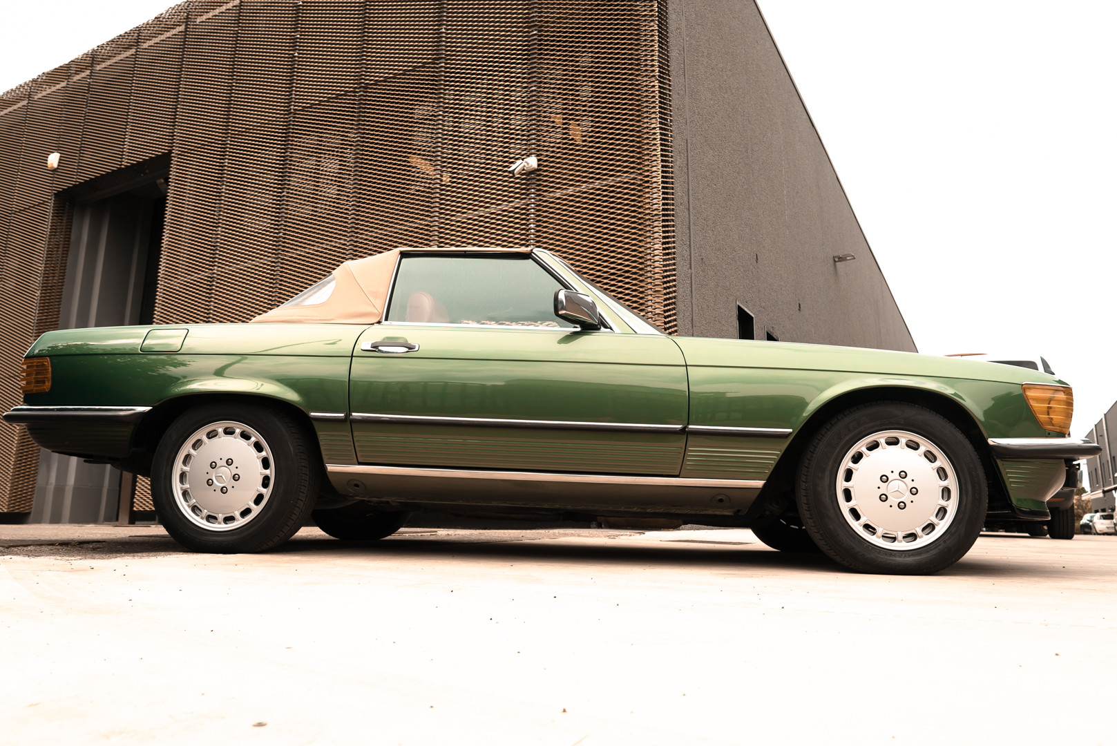 1986 Mercedes-Benz SL 300 3