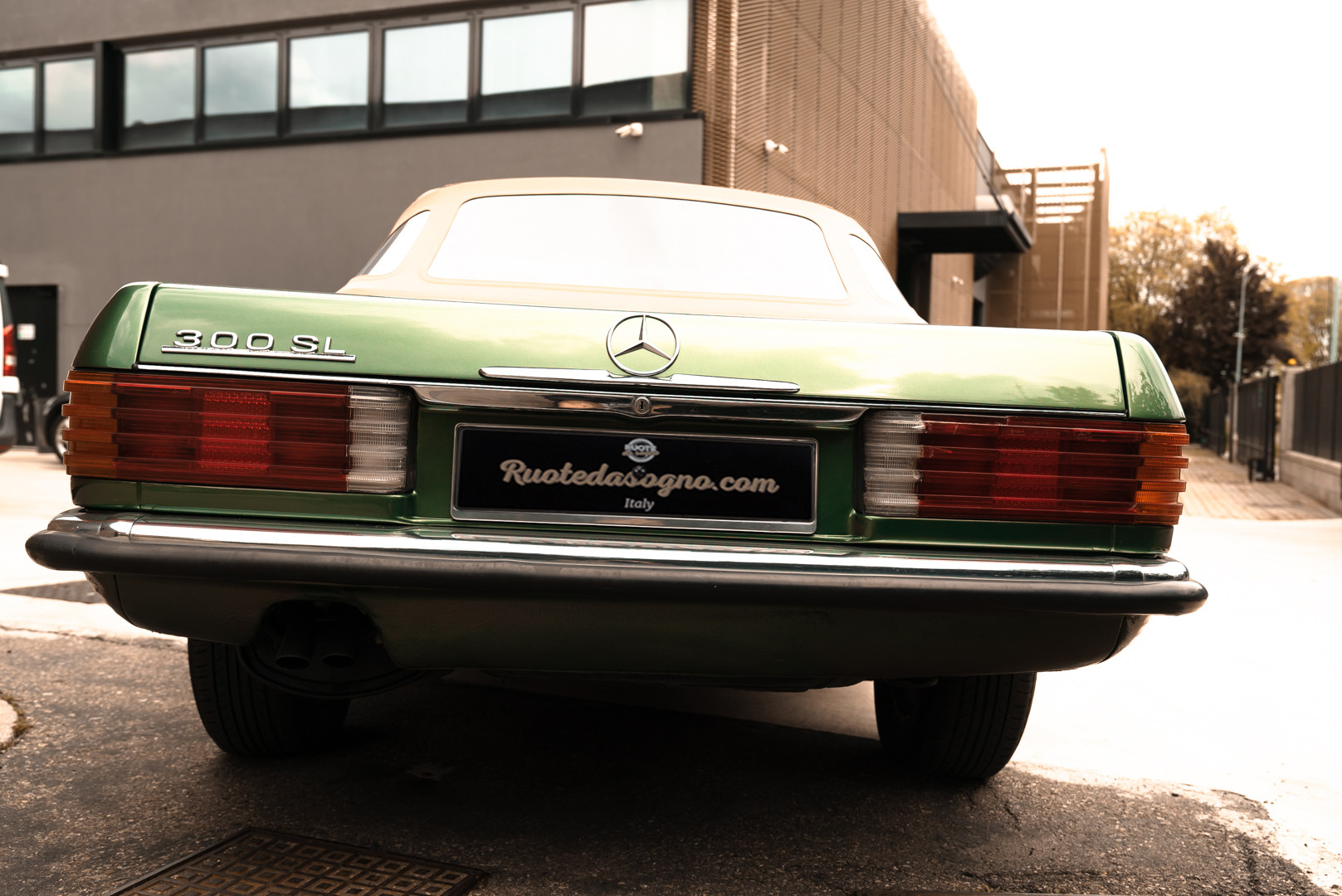 1986 Mercedes-Benz SL 300 5