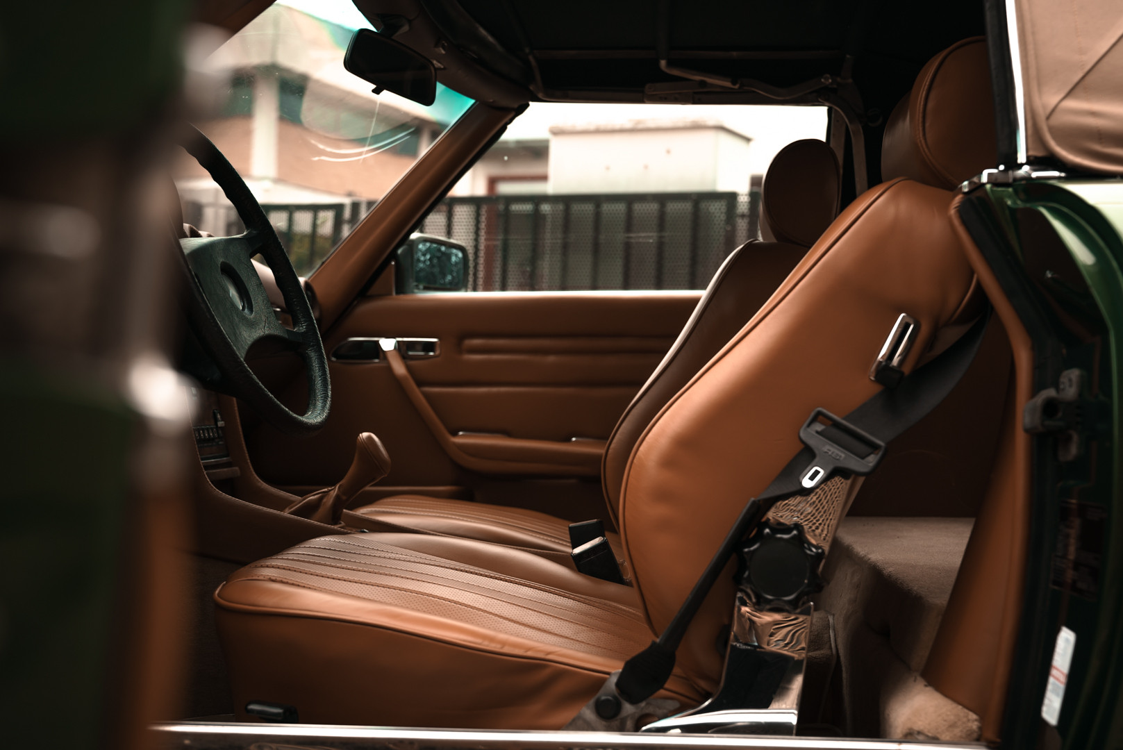 1986 Mercedes-Benz SL 300 18