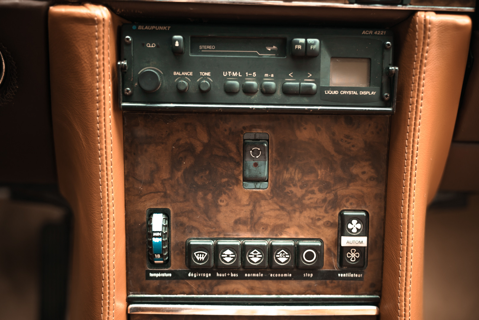 1986 Mercedes-Benz SL 300 23